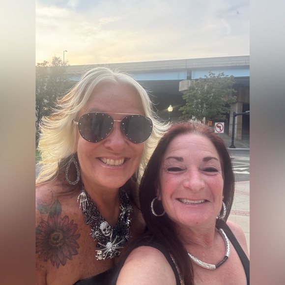 Mornings With Bales No Theme Share Show - Picture 7 of 12